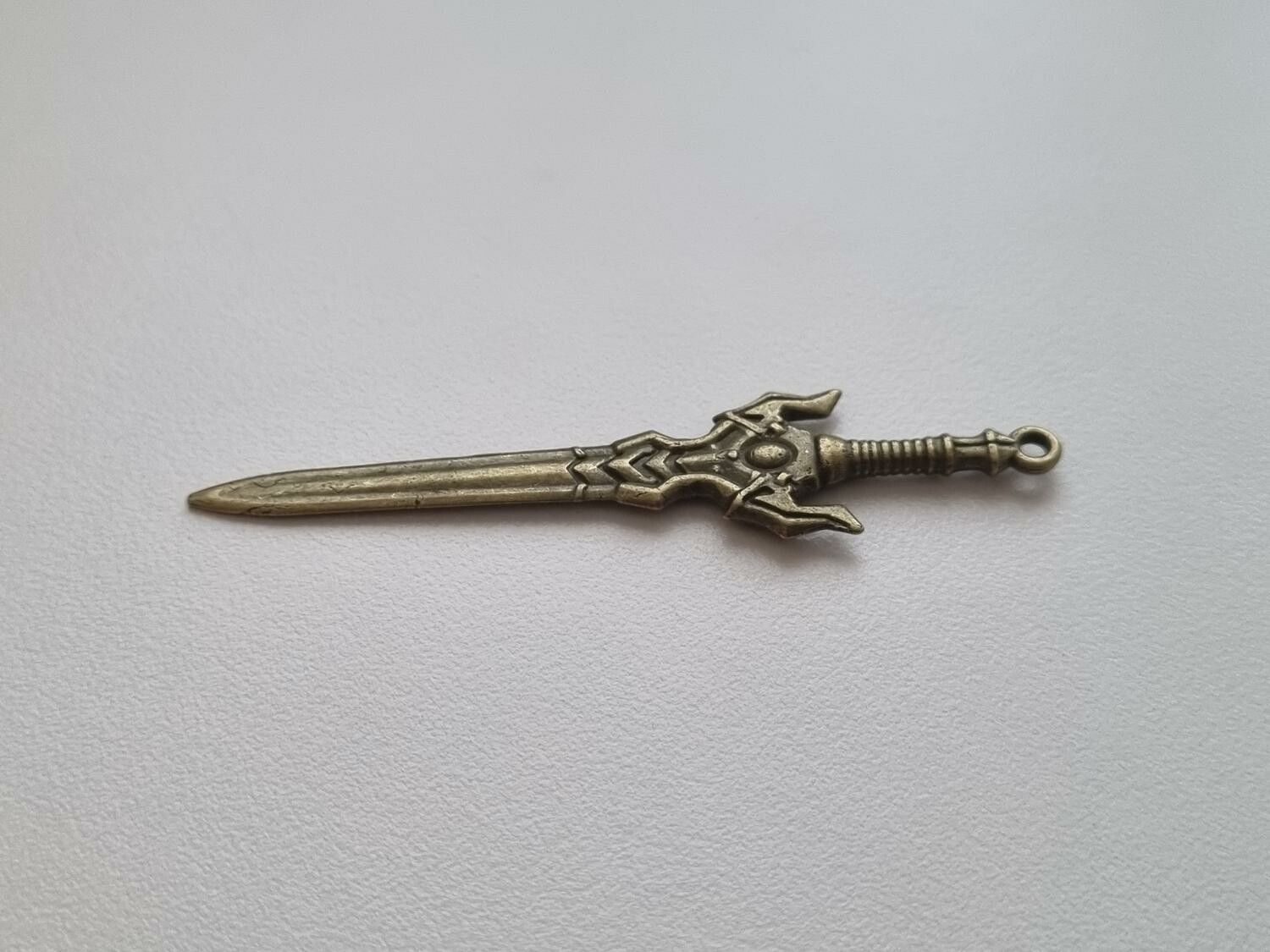 Miniatyr vapen, minivapen till dockskåp dockhus tittskåp
