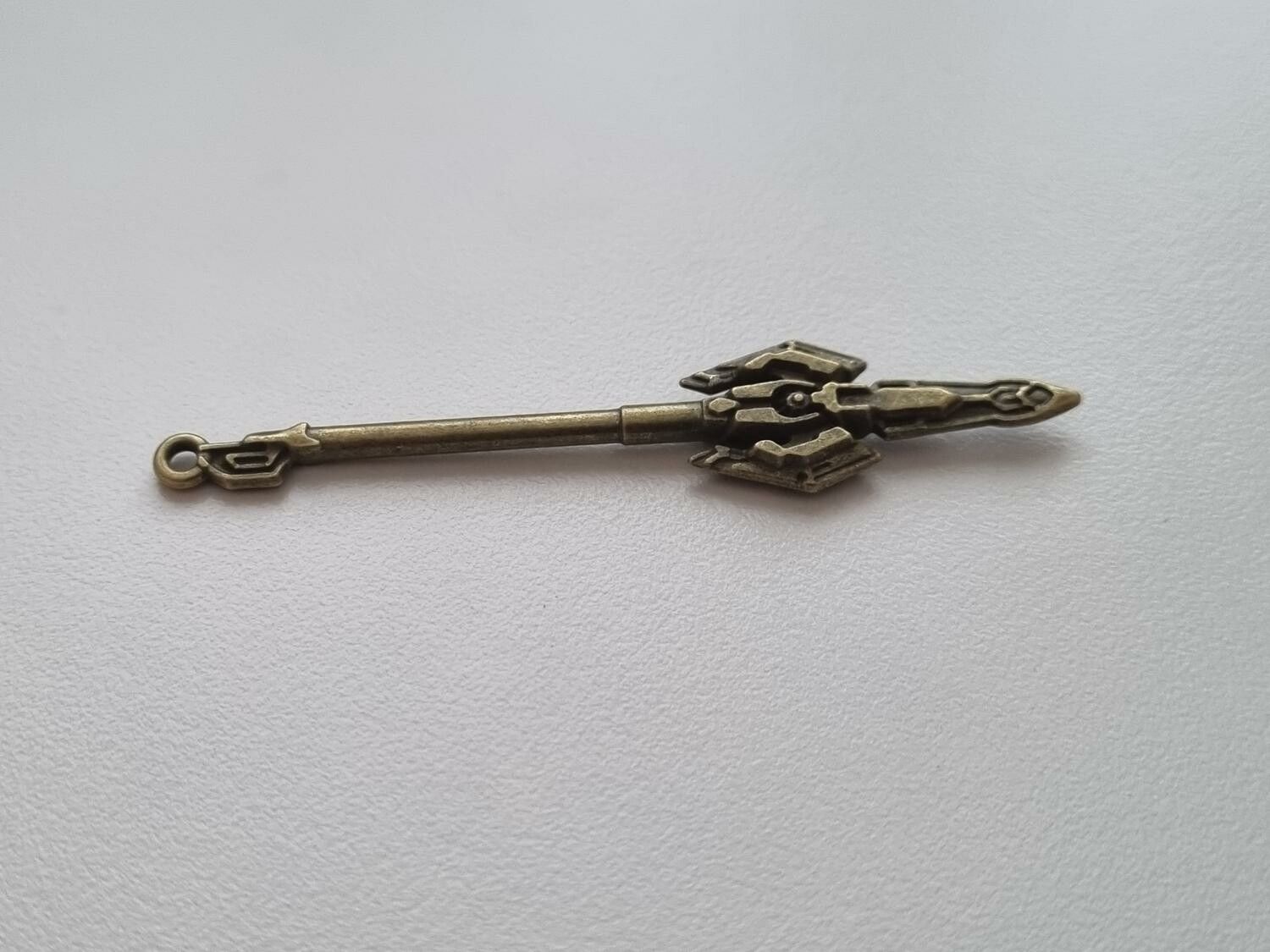 Miniatyr vapen, minivapen till dockskåp dockhus tittskåp