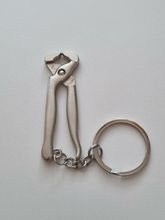 Nyckelring Hovtång Najtång miniatyr i rostfritt stål (20 gram)