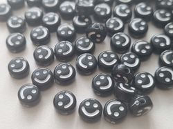 50 st pärlor smiley Smileypärlor (6 mm i diameter)