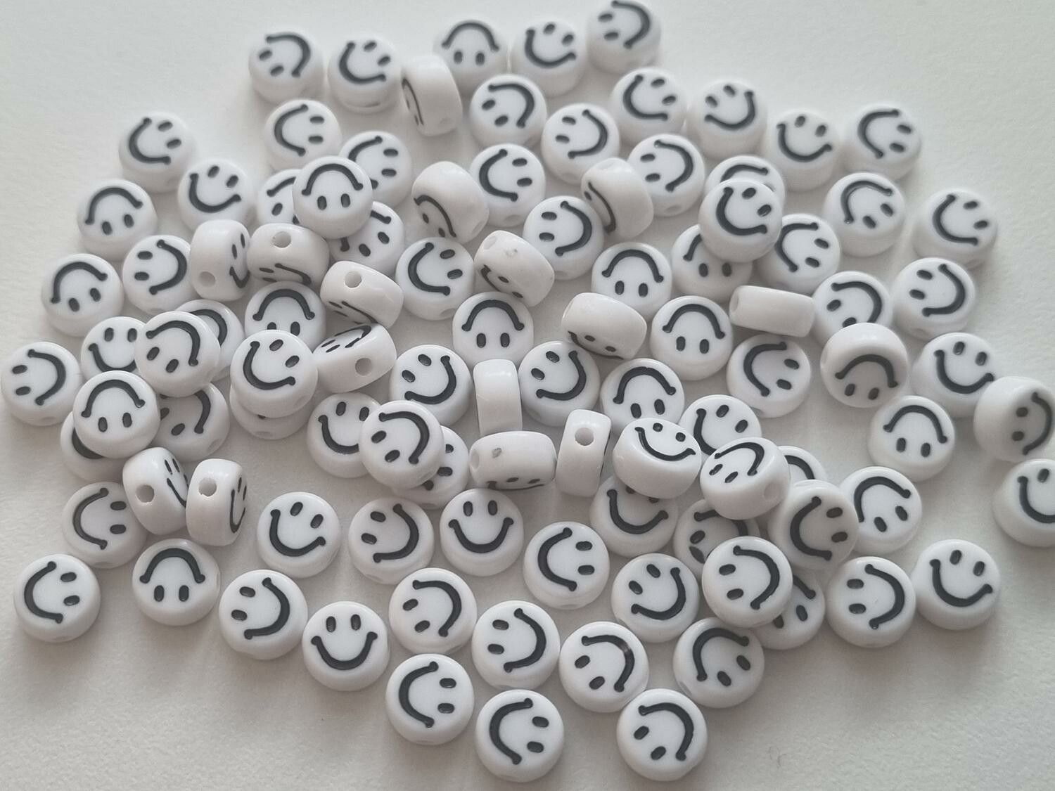 50 st pärlor smiley Smileypärlor (6 mm i diameter)