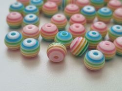 50 st pärlor i varierande vackra färger (8 mm)