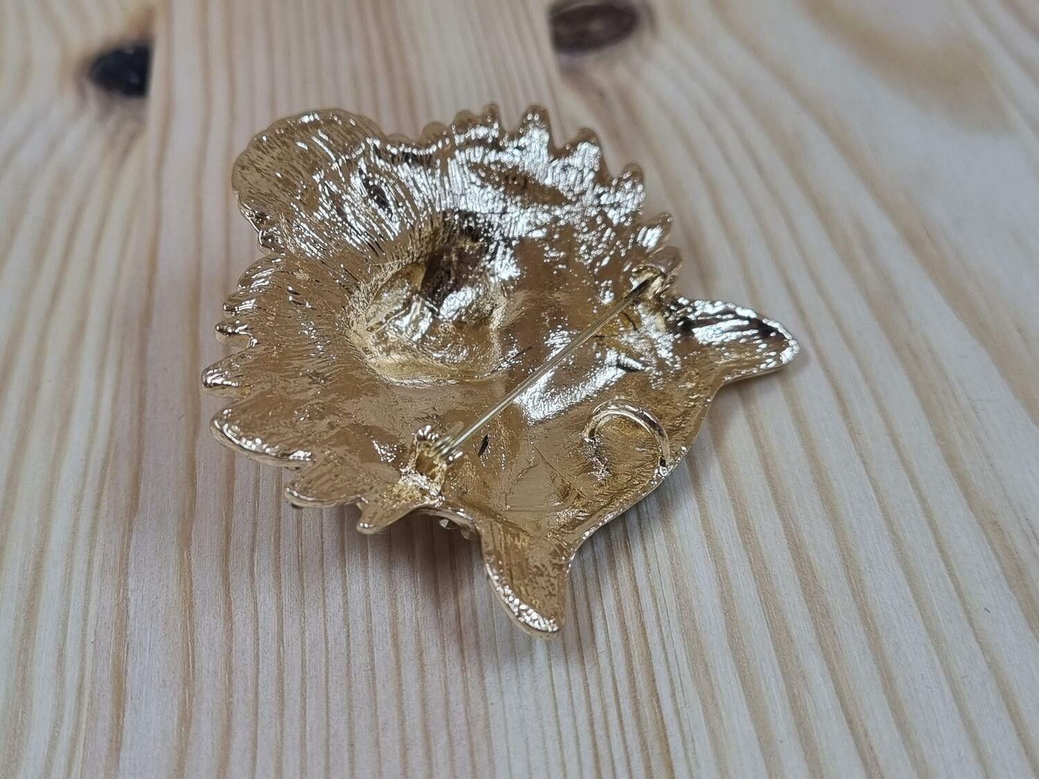 1 st detaljrik brosch hänge - Tiger / Lejon