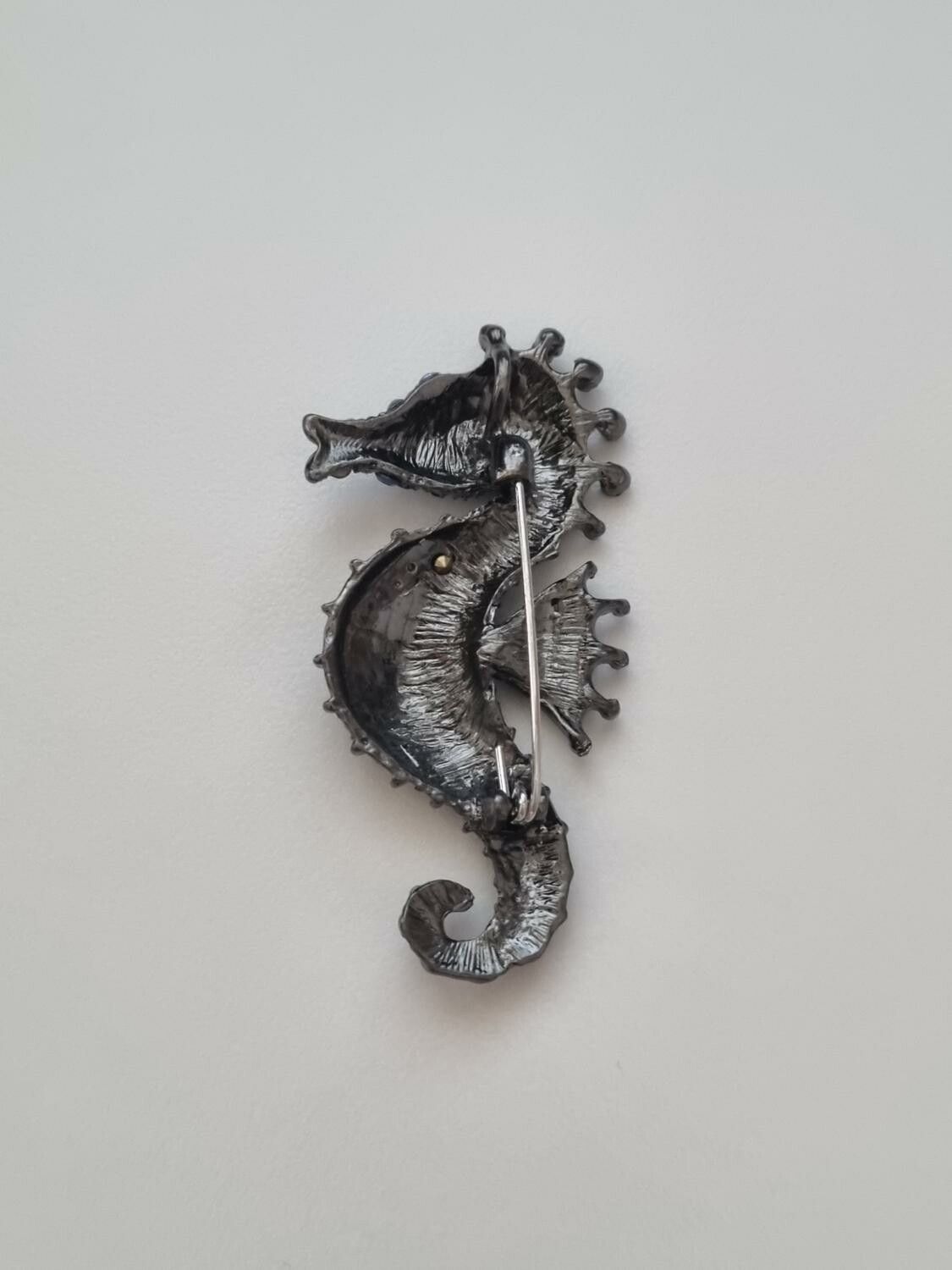 1 st detaljrik brosch hänge - Sjöhäst