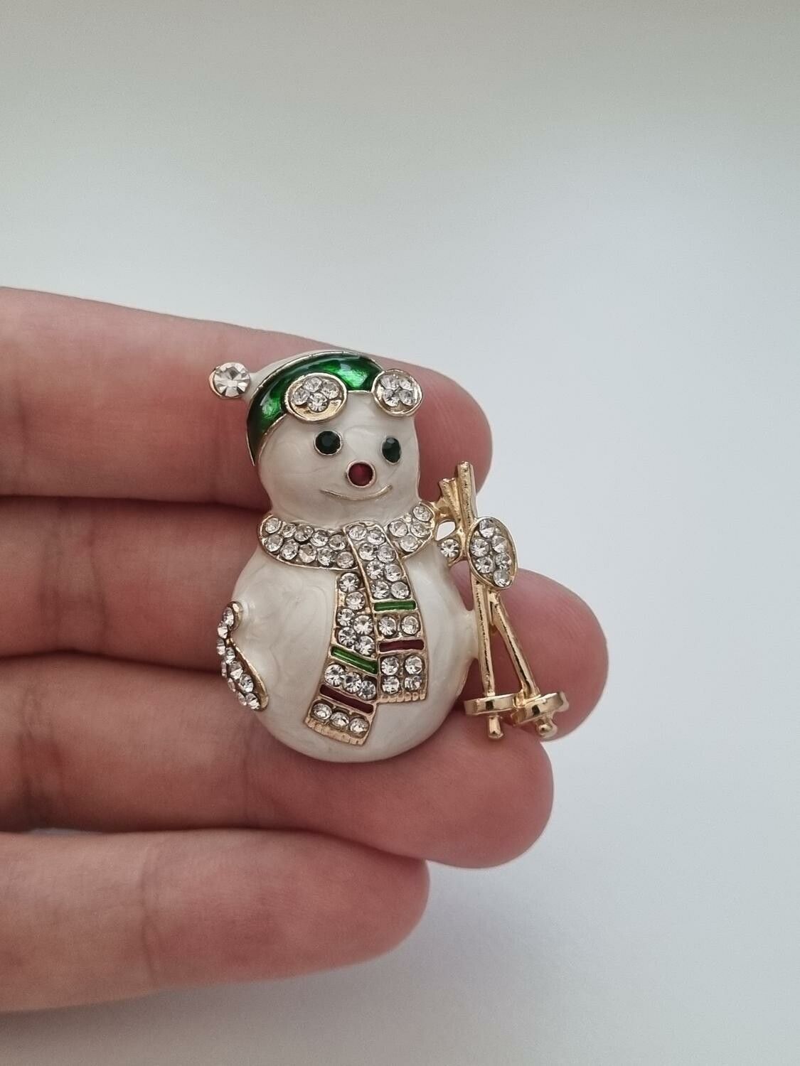 1 st detaljrik brosch hänge - Snögubbe