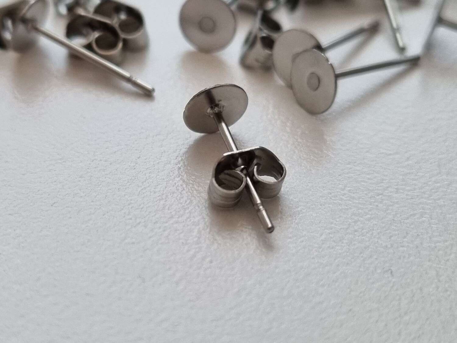 10 st örhängen i rostfritt stål (12 x 5 mm)