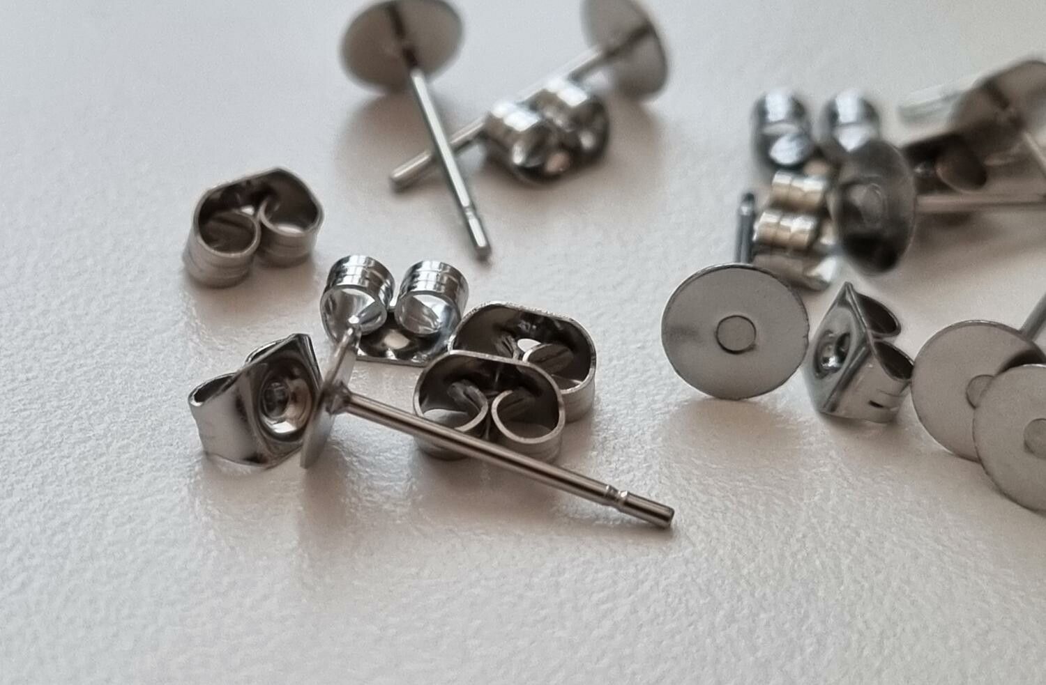 10 st örhängen i rostfritt stål (12 x 5 mm)