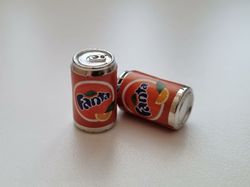 2 st Burkar miniatyr, miniburkar, dockskåp, tittskåp (Fanta)