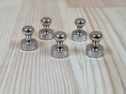 5 st Neodymium magneter Push Pins (ca 1/2 kg lyftkraft)