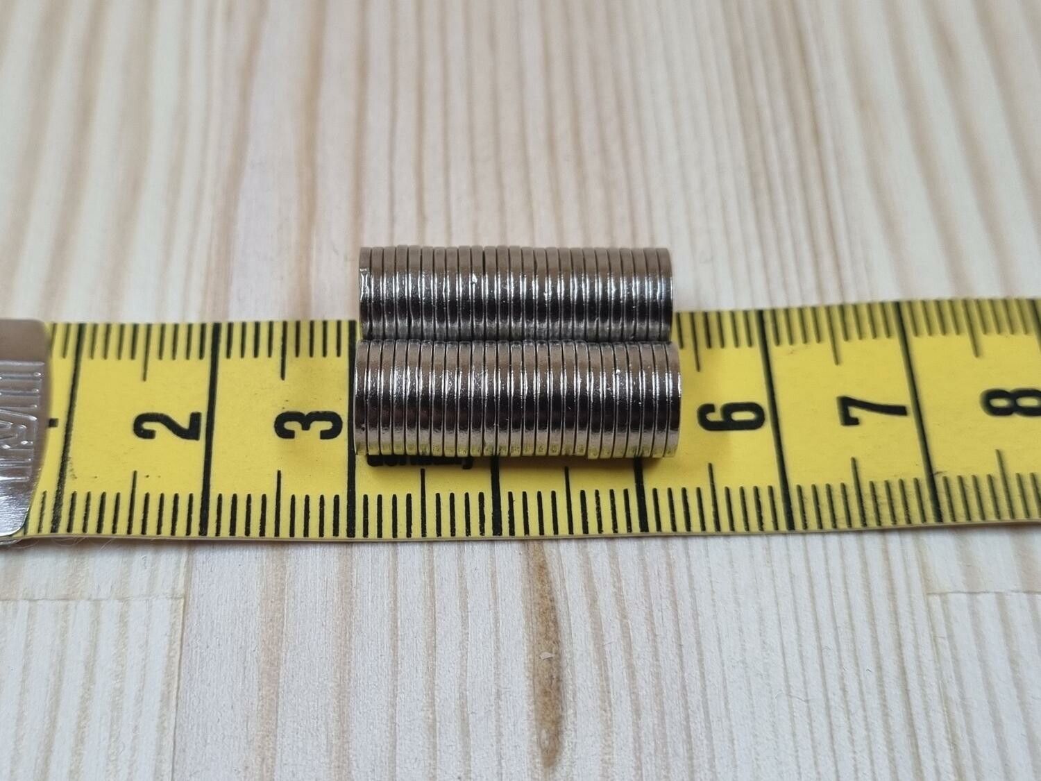 50 st Neodymium magneter (8x1 mm) runda magneter