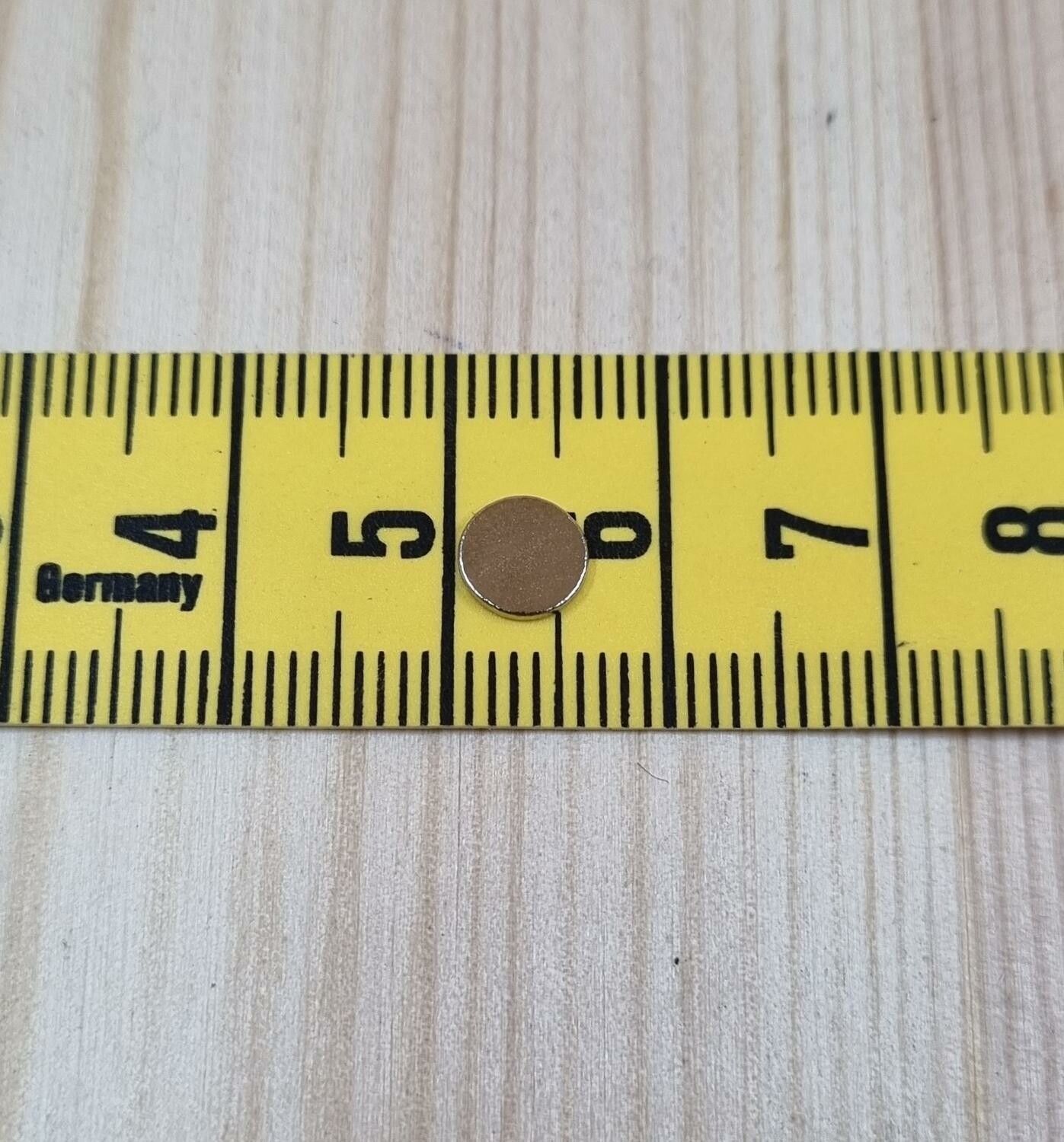 100 st Neodymium magneter (6x1 mm) runda magneter