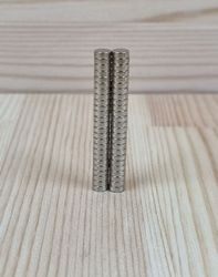 50 st Neodymium magneter (5x2 mm) runda magneter
