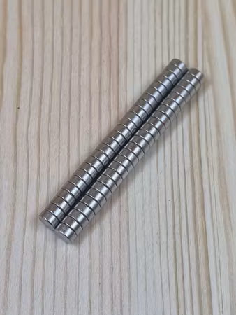 50 st Neodymium magneter (4x2 mm) runda magneter