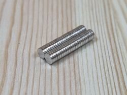 50 st Neodymium magneter (4x1 mm) runda magneter