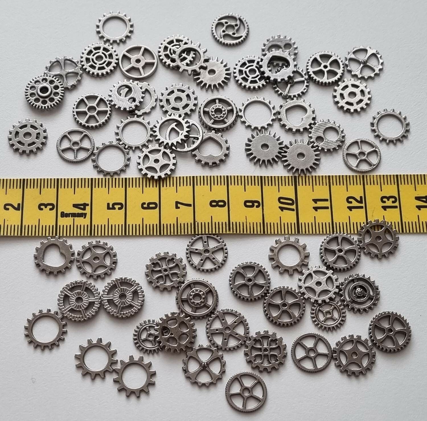 50 st kugghjul i steampunk, kuggar, gears minikugghjul (antiksilverfärgade)