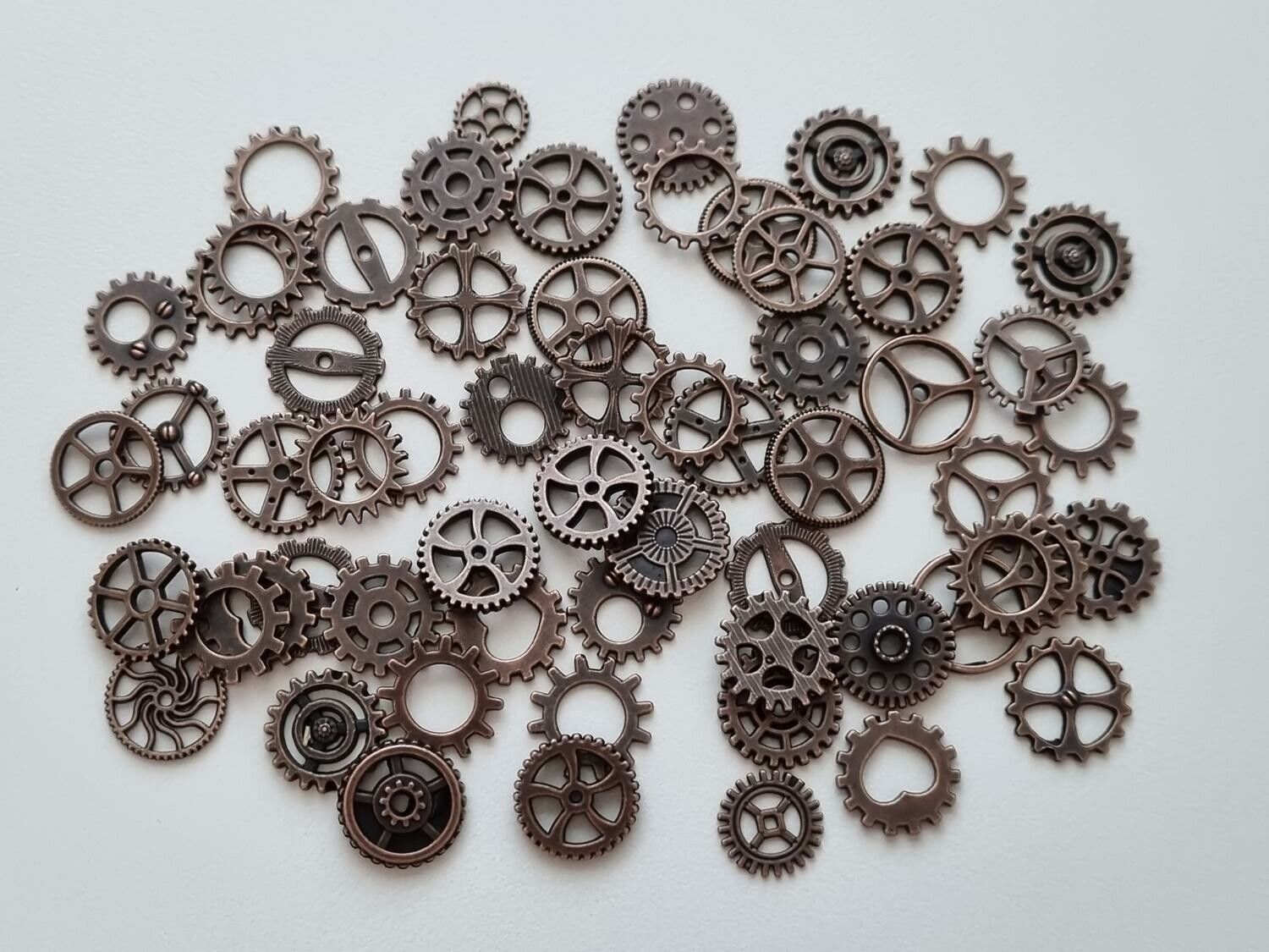 50 st kugghjul i steampunk, kuggar, gears minikugghjul (kopparfärgade)