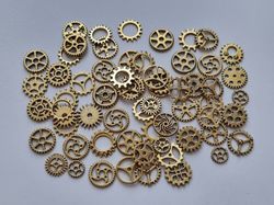 50 st kugghjul i steampunk, kuggar, gears minikugghjul (antikguldfärgade)