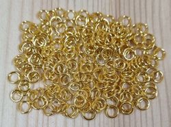 100 st jumprings / bindringar (4 mm, guldfärgade)