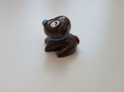1 st glad liten hund, figur miniatyr (mörkbrun)