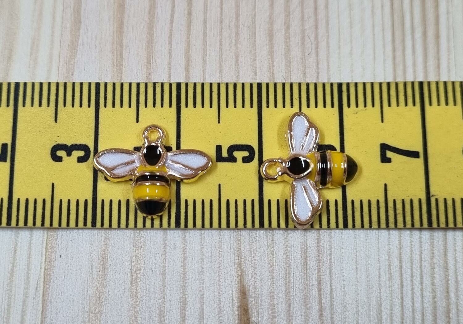 Miniatyr Charms Berlocker Bin