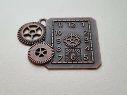 Stor berlock i steampunk, kopparfärgad klockberlock