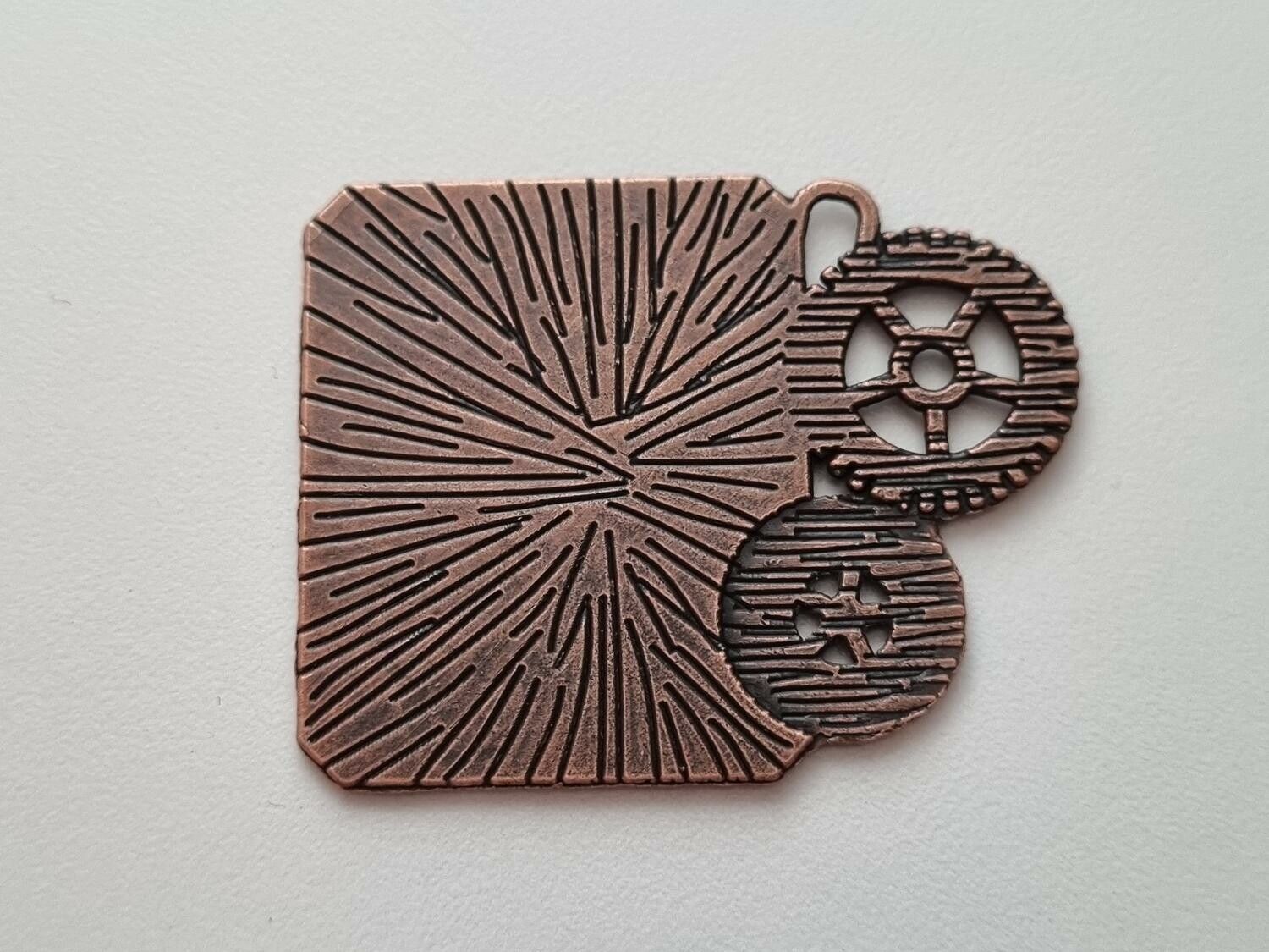 Stor berlock i steampunk, kopparfärgad klockberlock