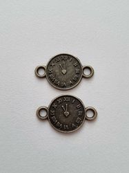 Fina berlocker klockor i steampunk, klockberlocker med dubbla öglor