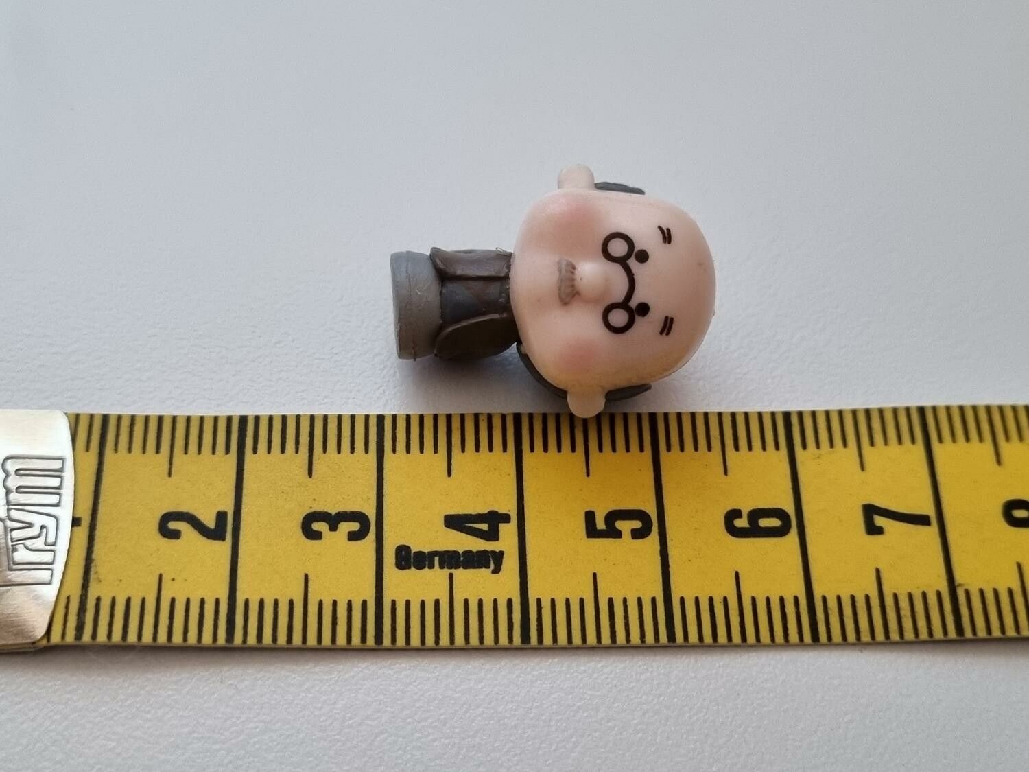 Miniatyr, figur - Funderande herre