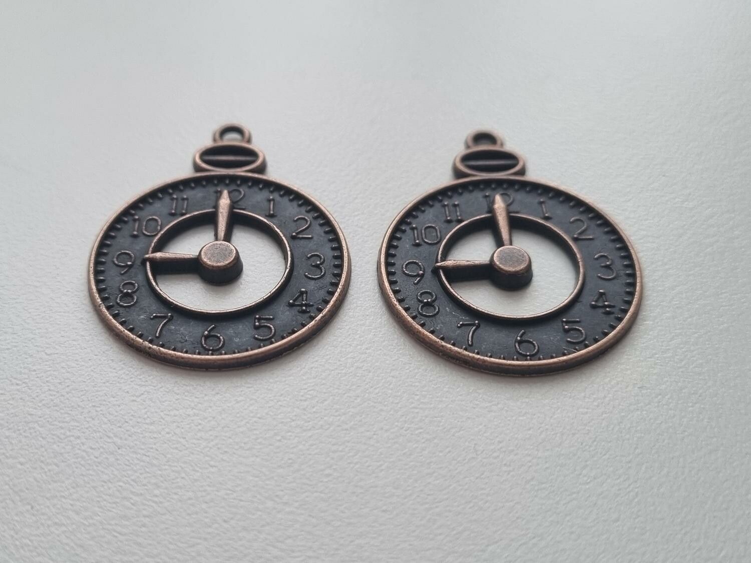 2 st Klockberlocker i steampunk, kopparfärgad charm klocka