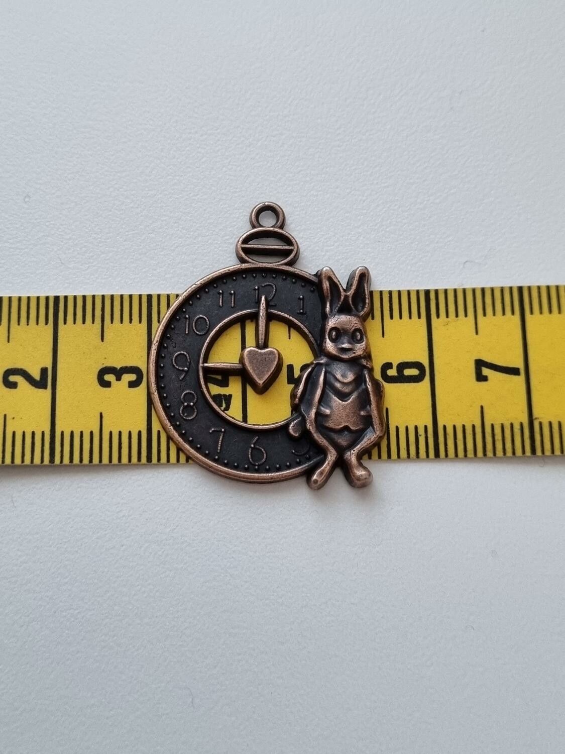 Berlock klocka i steampunk, klockberlock (kopparfärgad)
