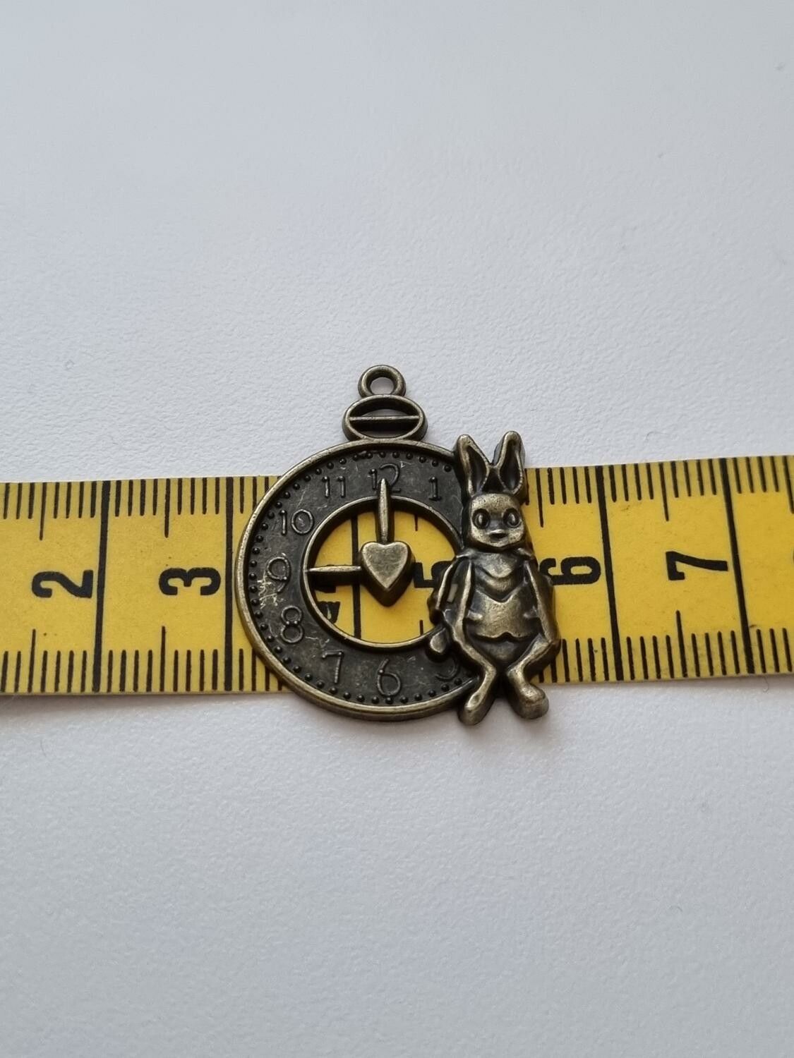 Berlock klocka i steampunk, klockberlock (bronsfärgad)