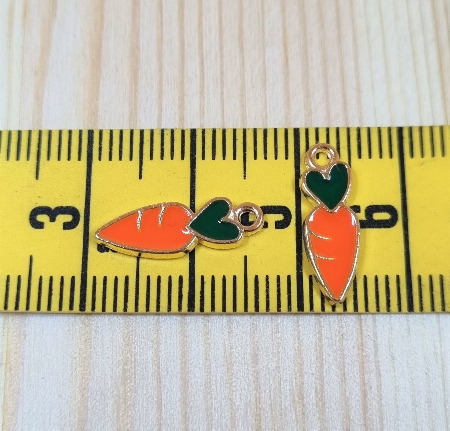 2 st Berlocker Charms - Morötter / morot
