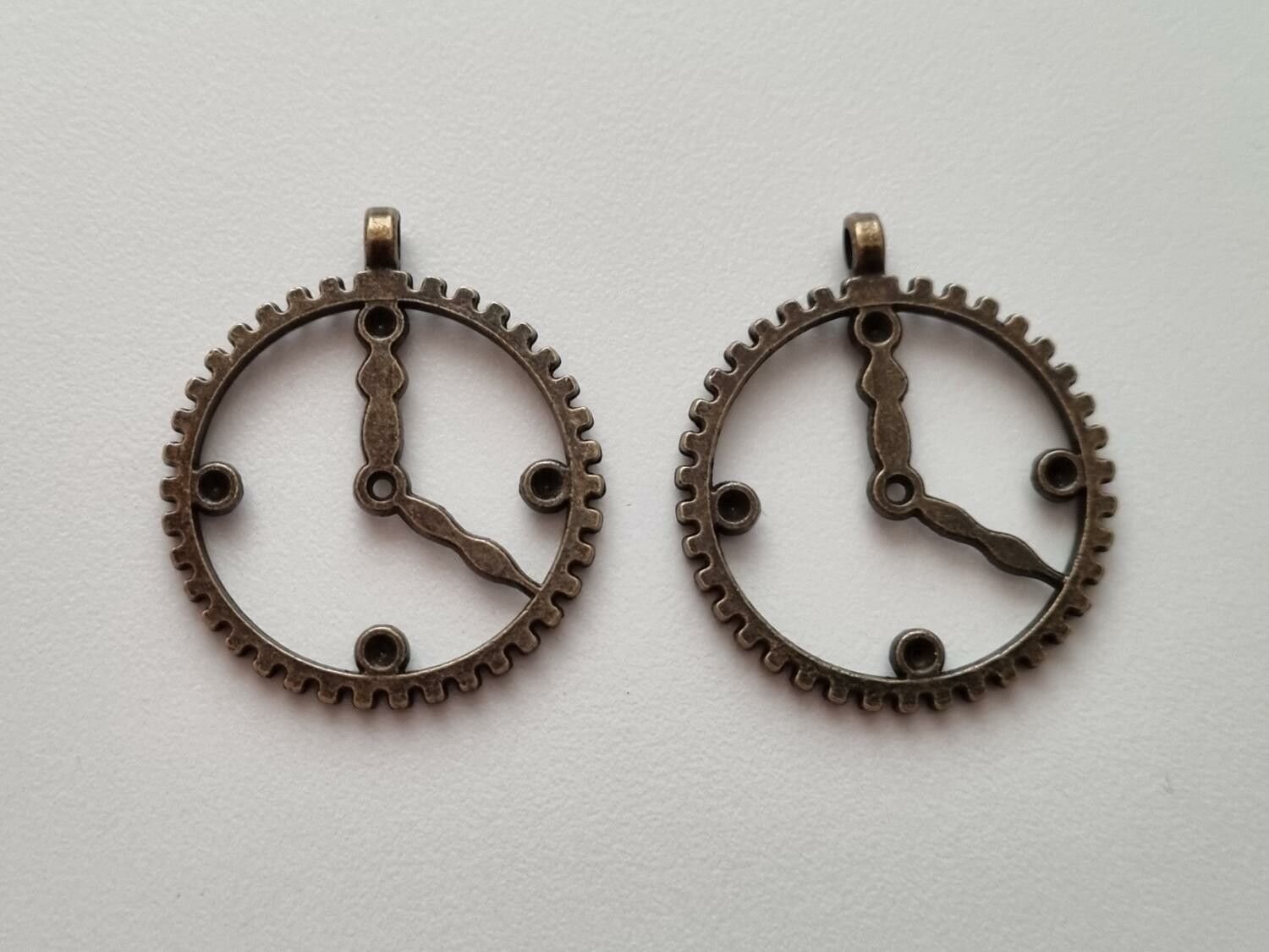 Klockberlock i steampunk, bronsfärgad charm klocka