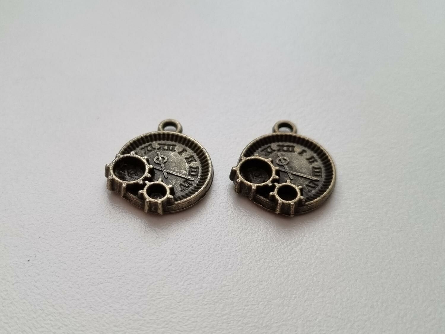 Berlock klockor i steampunk, bronsfärgade klockberlocker