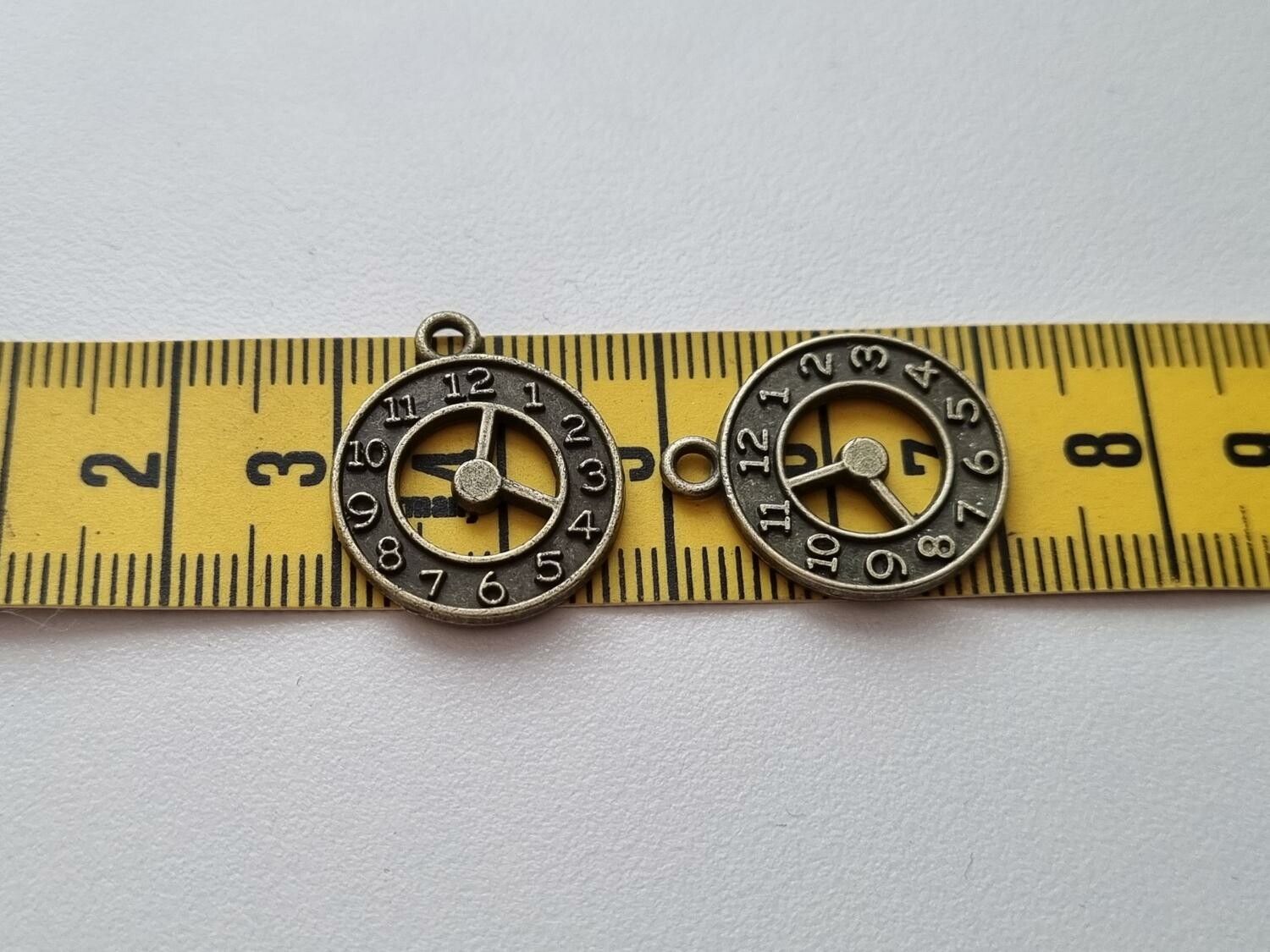 Berlock klockor i steampunk, bronsfärgade klockberlocker