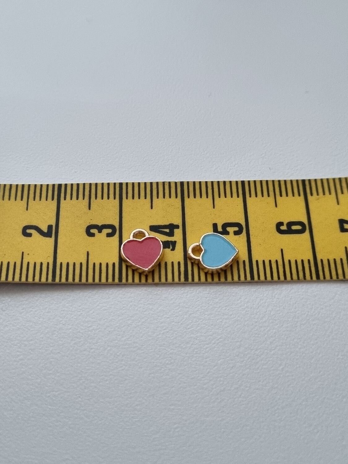 Berlocker Charms Hjärtan 10 st