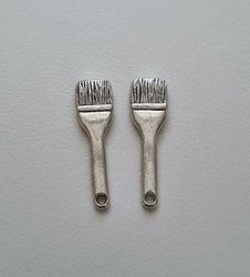 Miniatyr Charms Berlocker Målarpensel, 2 st silverfärgade