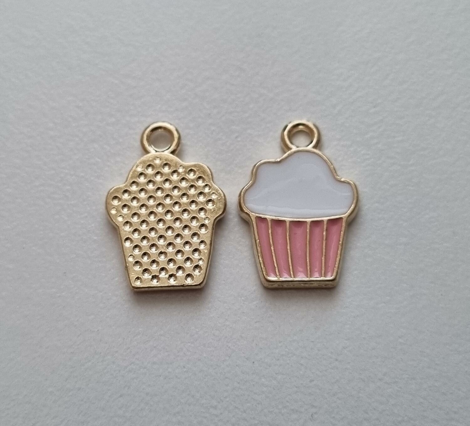 2 st söta cup cakes berlocker (rosa med vit topping)