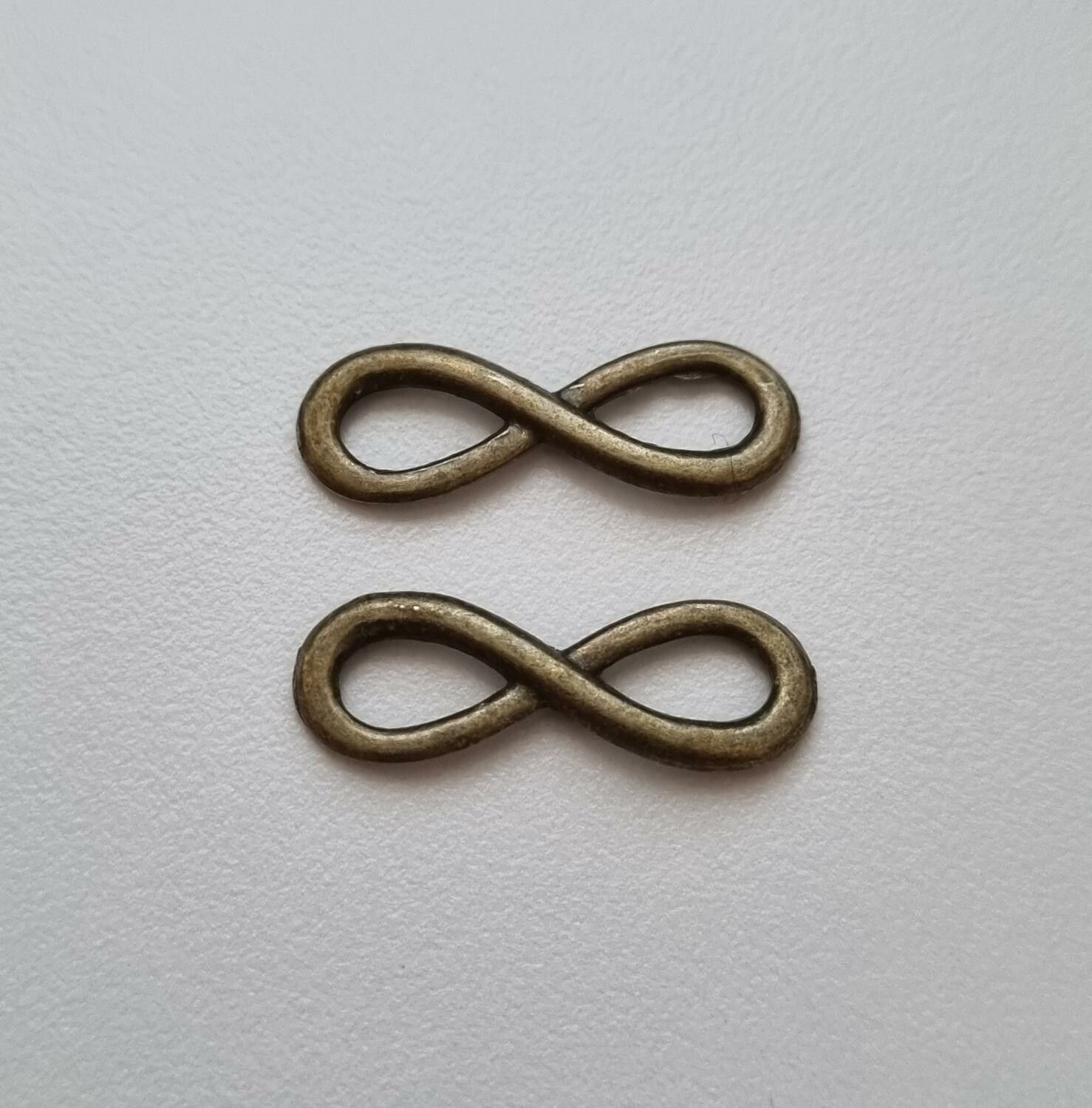 2 st Berlocker Charms Oändlighet / Infinity (Bronsfärgade)