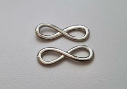 2 st Berlocker Charms Oändlighet / Infinity (Silverfärgade)