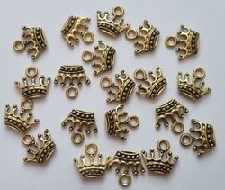 2 st Kungakronor berlocker charms (antikguldfärgade)