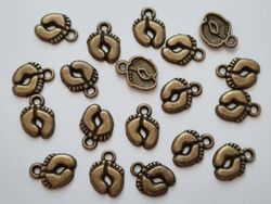 2 st Berlocker Charms Fötter (Bronsfärgade)