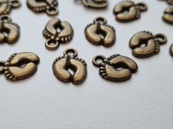 2 st Berlocker Charms Fötter (Bronsfärgade)