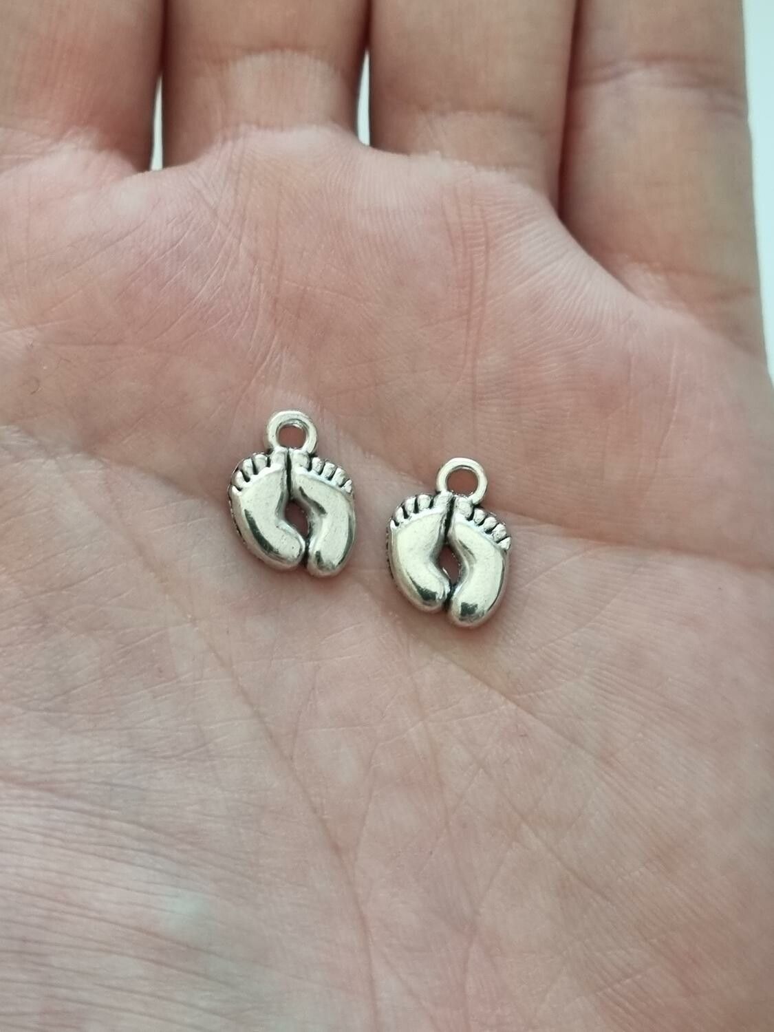 2 st Berlocker Charms Fötter