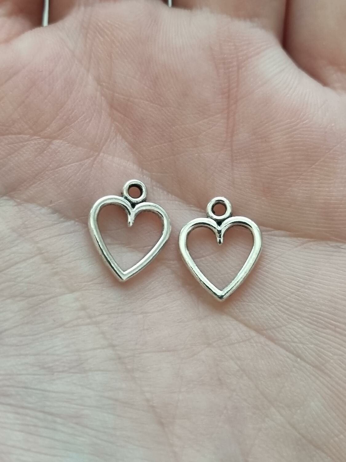 2 st berlocker charms Hjärtan