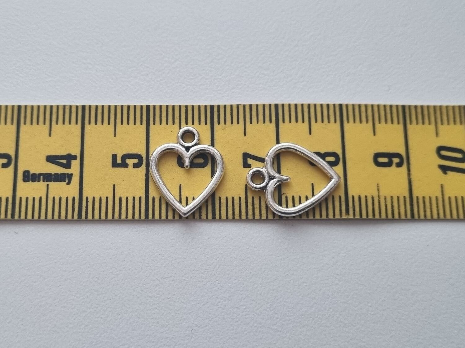 2 st berlocker charms Hjärtan
