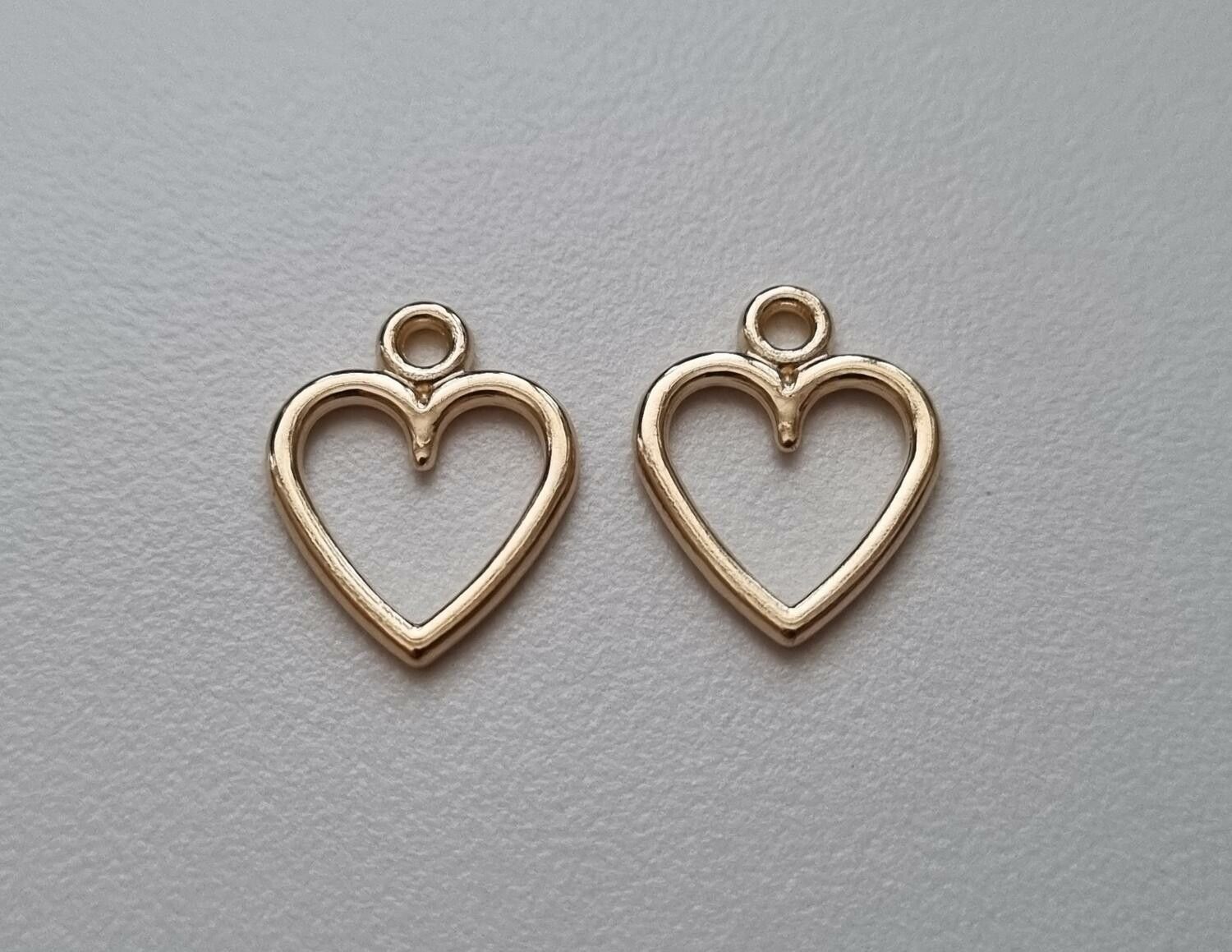 2 st berlocker charms, guldfärgade hjärtan