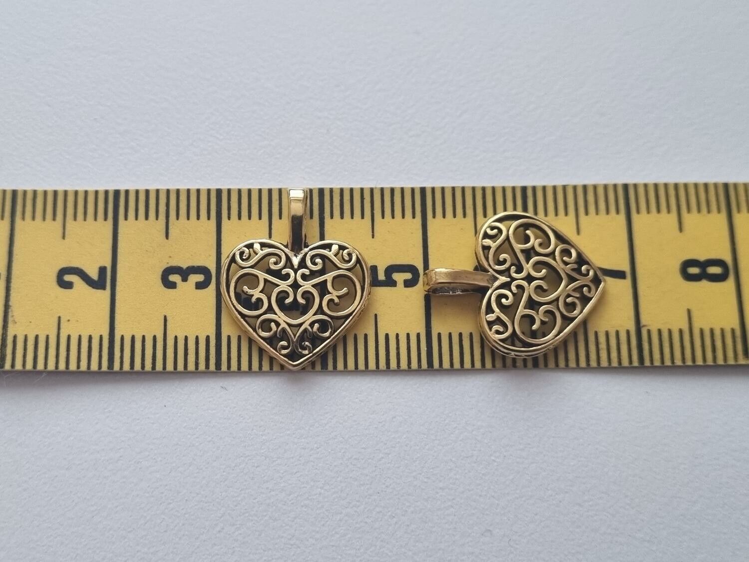 2 st berlocker charms Hjärtan