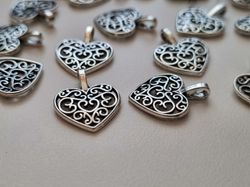 2 st berlocker charms Hjärtan