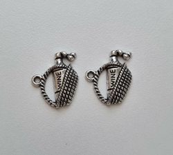 Berlocker Charms - Vinflaska i korg